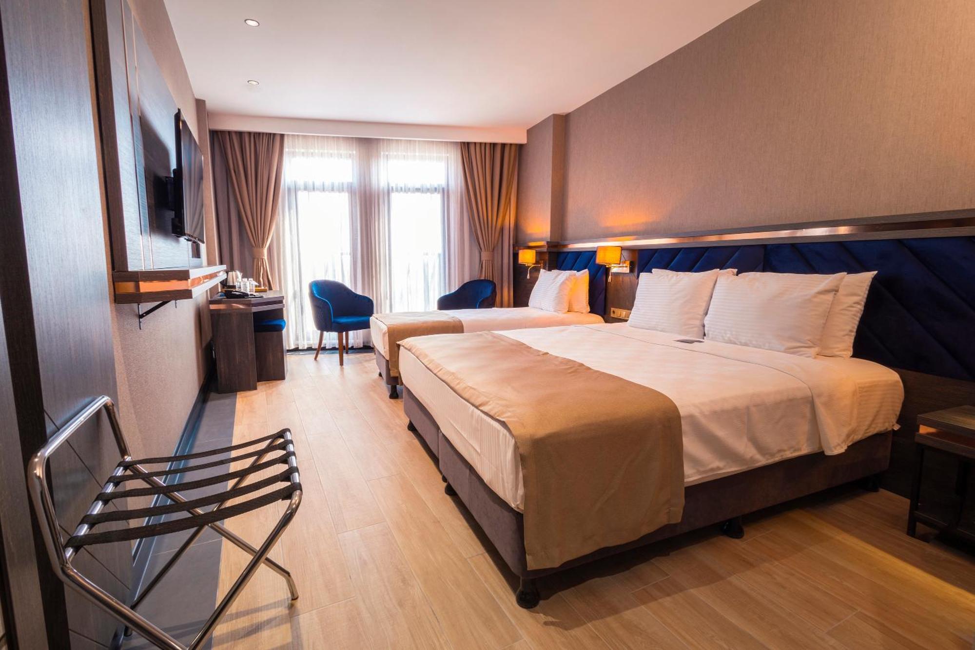 Westdoor Hotel أديرني المظهر الخارجي الصورة