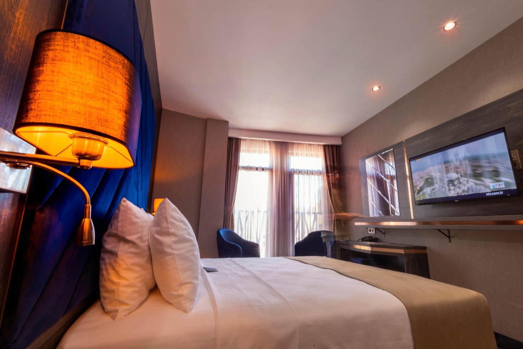 Westdoor Hotel أديرني المظهر الخارجي الصورة